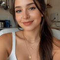 Emily R.